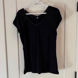 lululemon athletica Black Short Sleeve V-Neck Tee